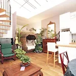 Exotic Loft In Montmartre + Terrace !