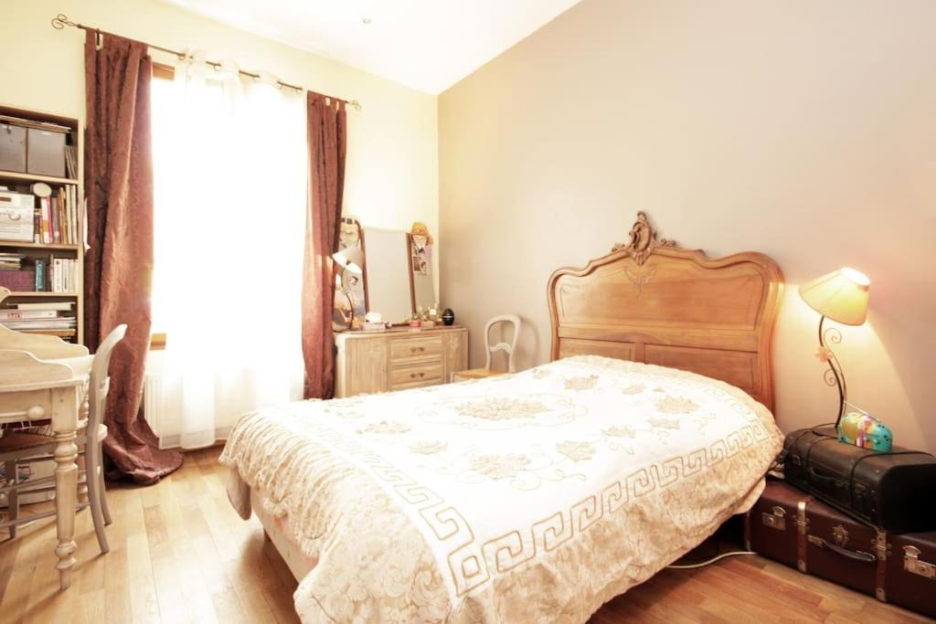 Appartement Exotic Loft In Montmartre + Terrace ! Parijs